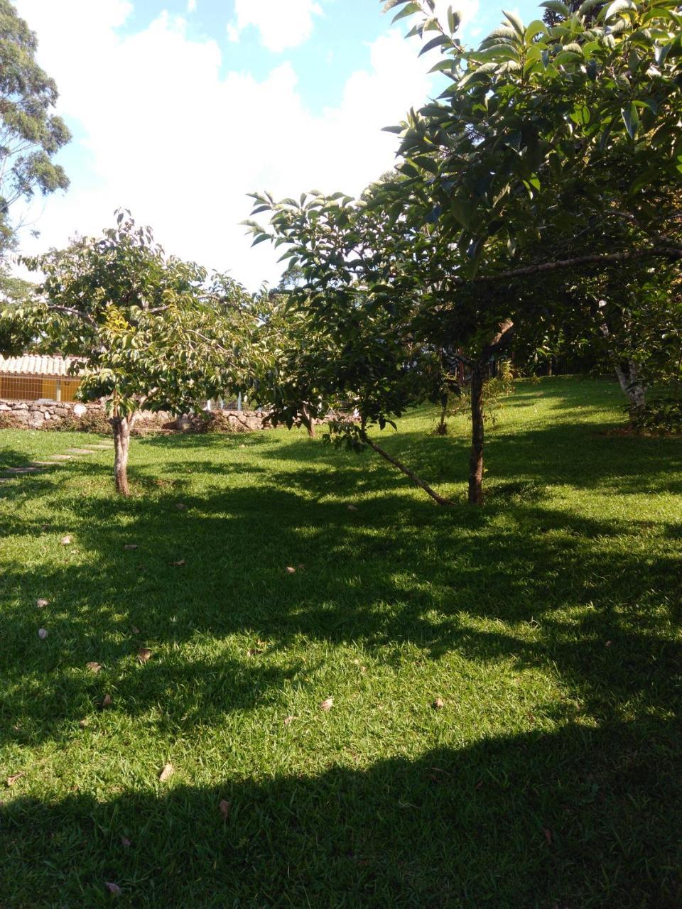 Pousada Recanto Dos Pinheiros Pilar do Sul Bagian luar foto